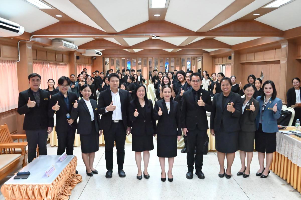 โรงเรียนเพชรพิทยาคม เข้าร่วมการอบรมเชิงปฏิบัติการพัฒนาสมรรถนะและทักษะที่จำเป็นในศตวรรษที่ 21 ของครู