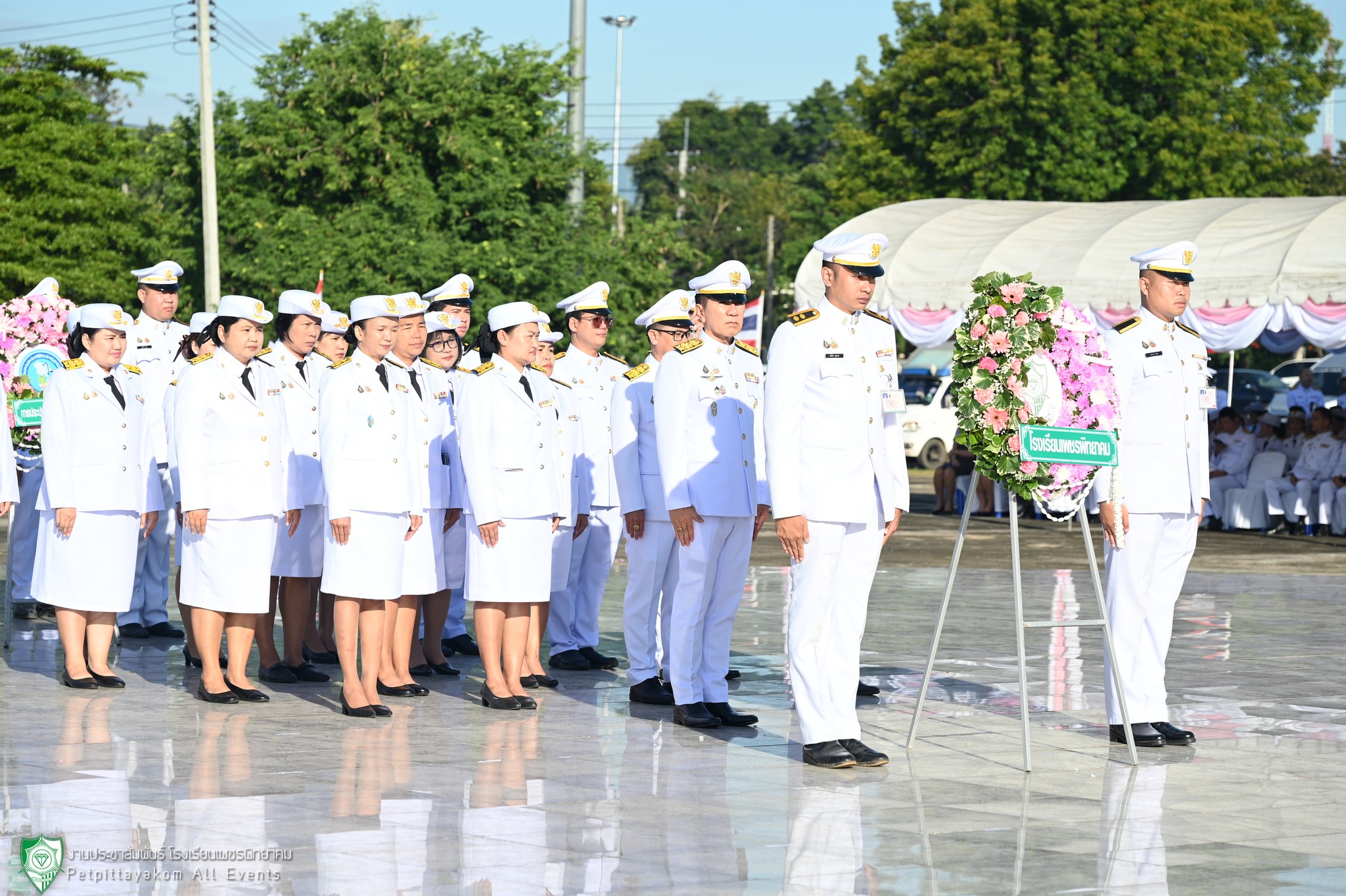 พิธีวางพวงมาลา วันปิยมหาราช โรงเรียนเพชรพิทยาคม