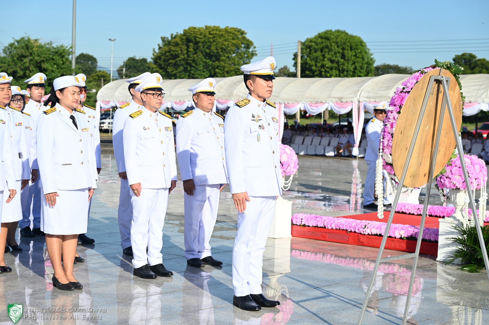พิธีวางพวงมาลา วันปิยมหาราช โรงเรียนเพชรพิทยาคม