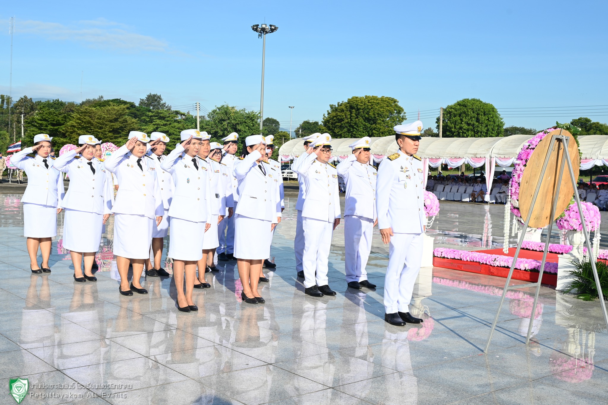 พิธีวางพวงมาลา วันปิยมหาราช โรงเรียนเพชรพิทยาคม