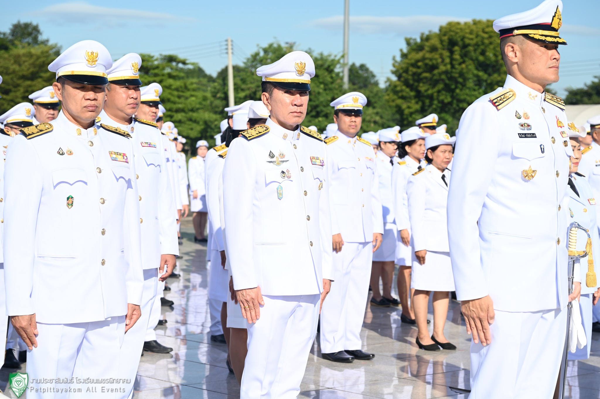 พิธีวางพวงมาลา วันปิยมหาราช โรงเรียนเพชรพิทยาคม