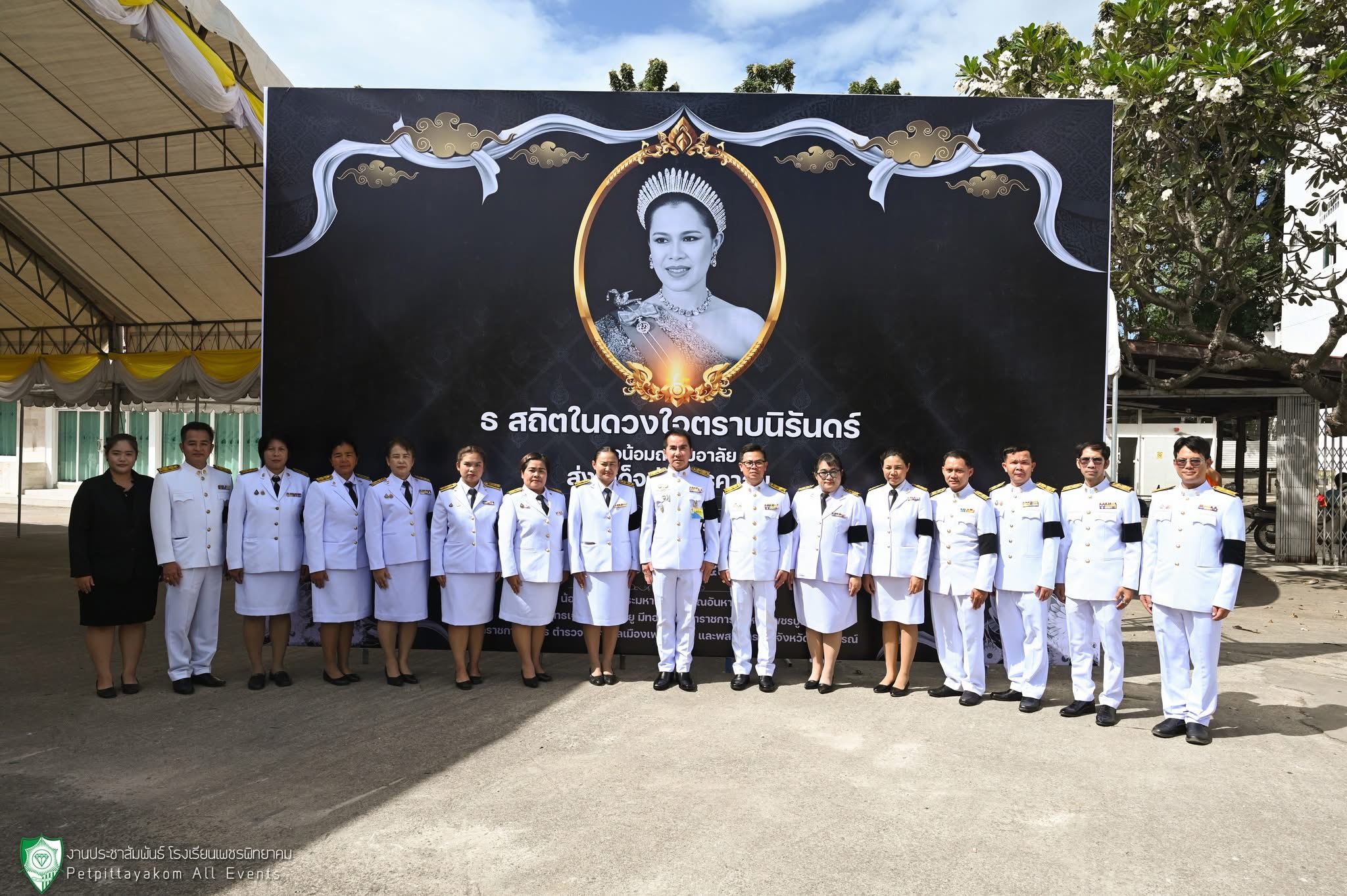 บรรยากาศภายในศาลาสัฏฐยานุสรณ์ วัดมหาธาตุ พระอารามหลวง