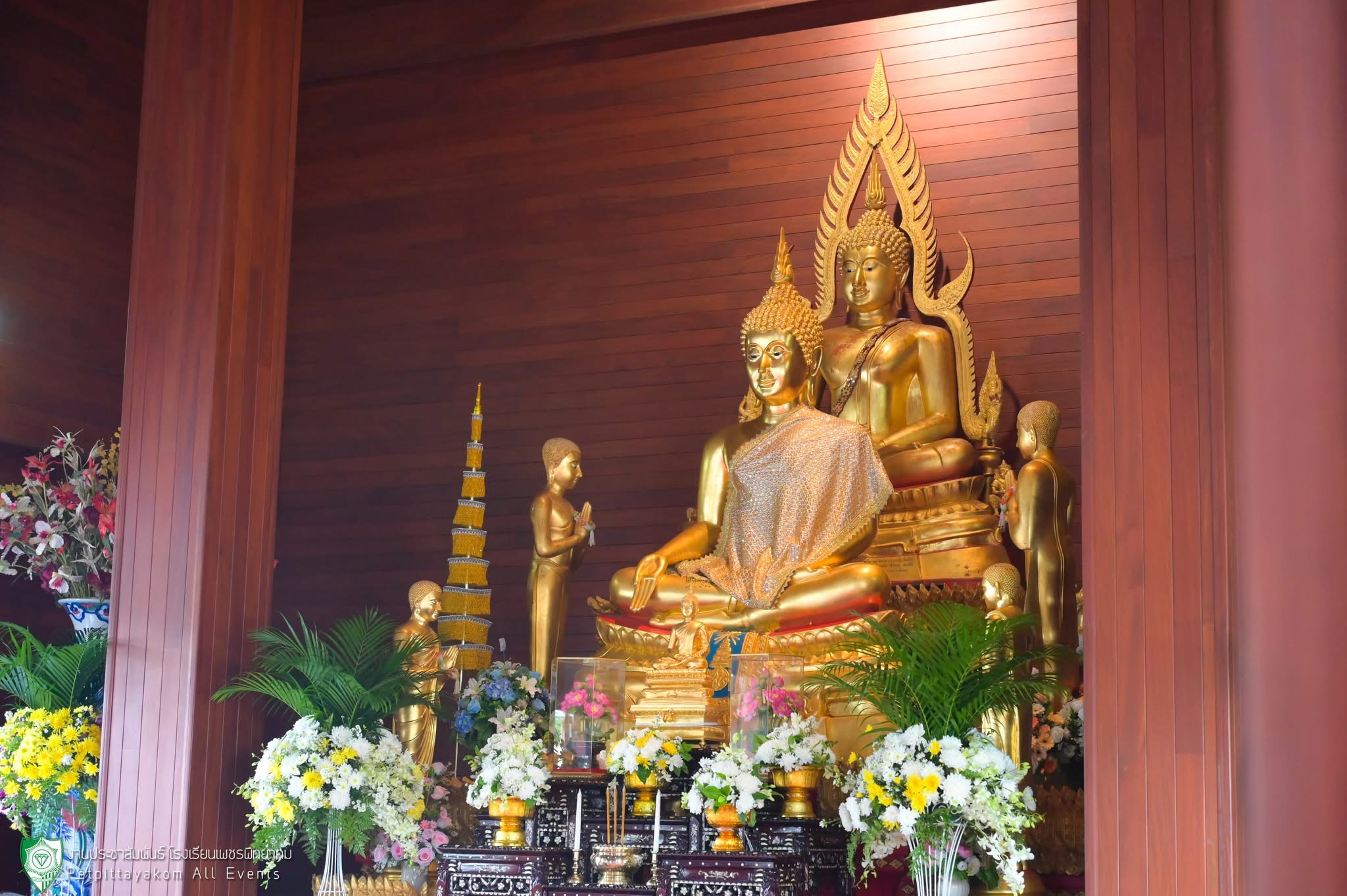 พิธีทอดกฐินสามัคคี โรงเรียนเพชรพิทยาคม