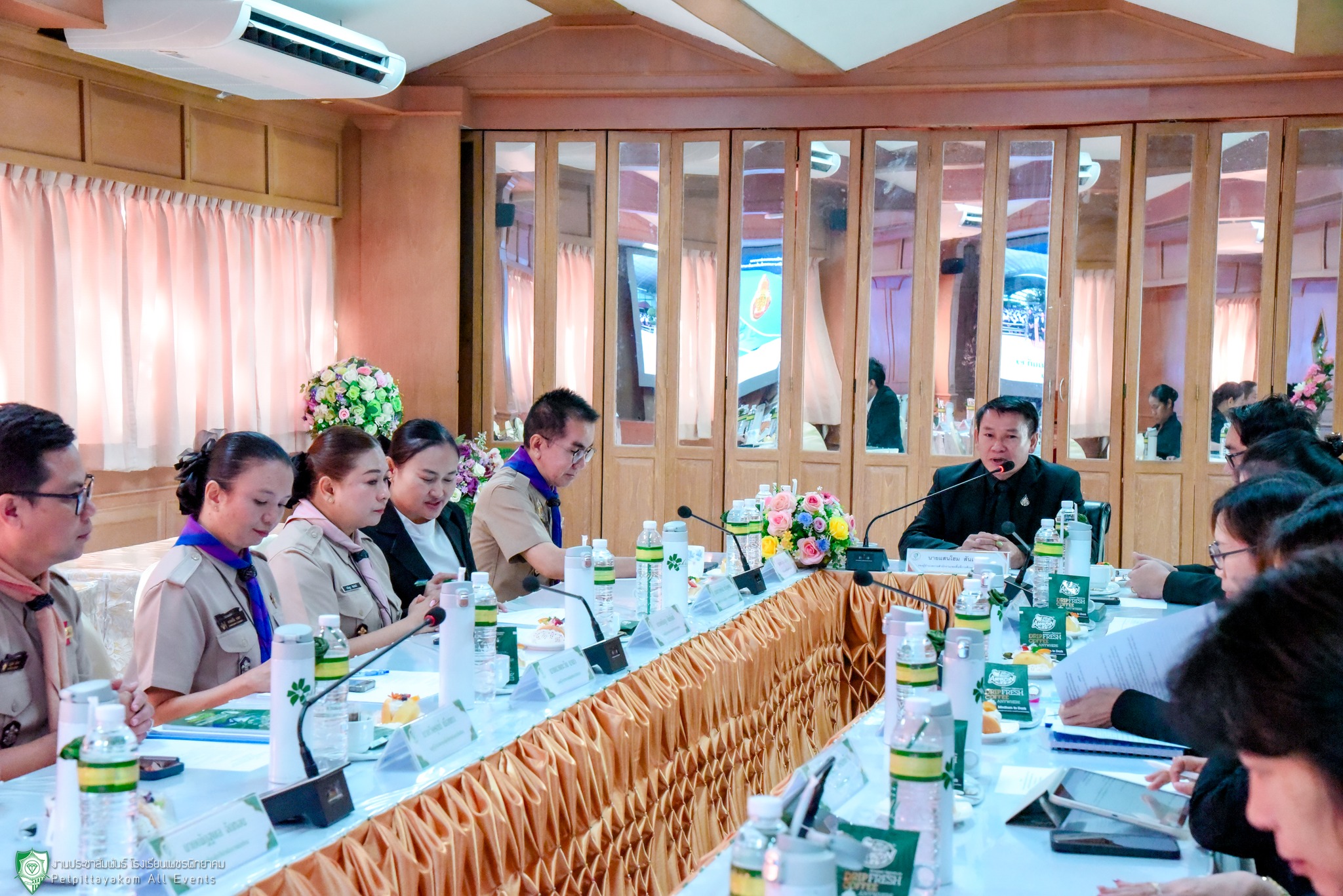 คณะผู้บริหารเข้าร่วมการนิเทศ