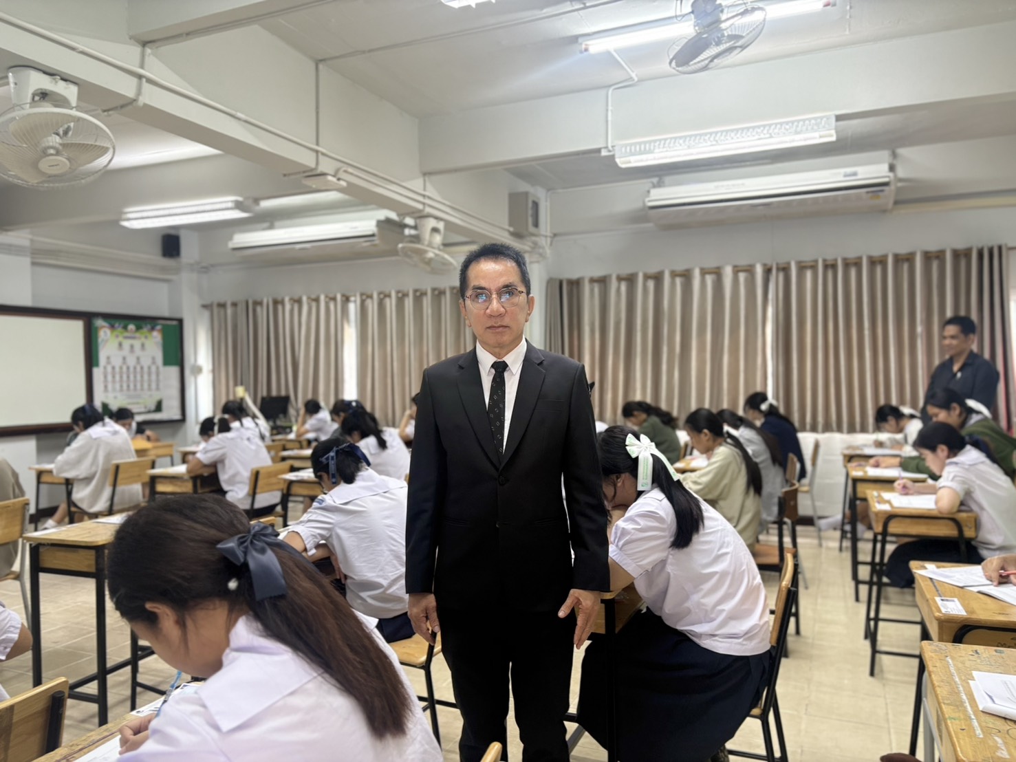 บรรยากาศการสอบคัดเลือกนักเรียนเข้า ม.4 โครงการพิเศษ 1