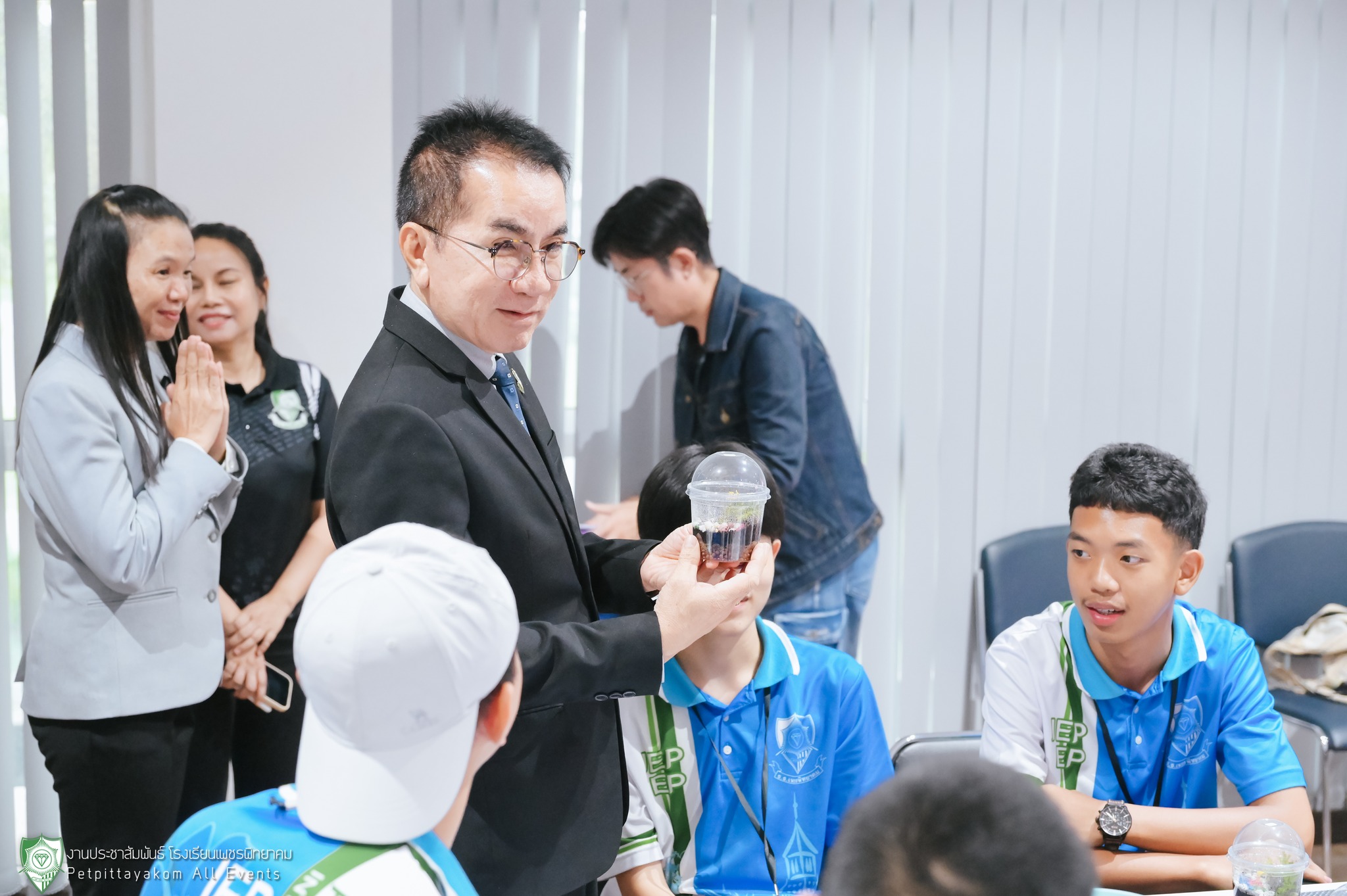 บรรยากาศการทำกิจกรรมกลุ่มย่อย STEM