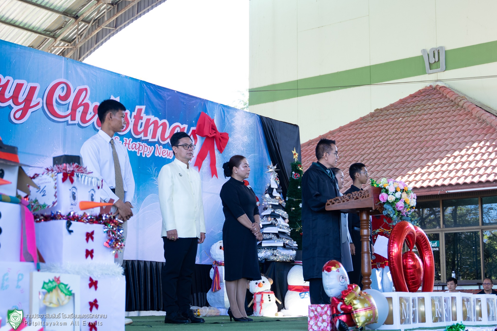 คณะผู้บริหารเยี่ยมชมและร่วมกิจกรรม