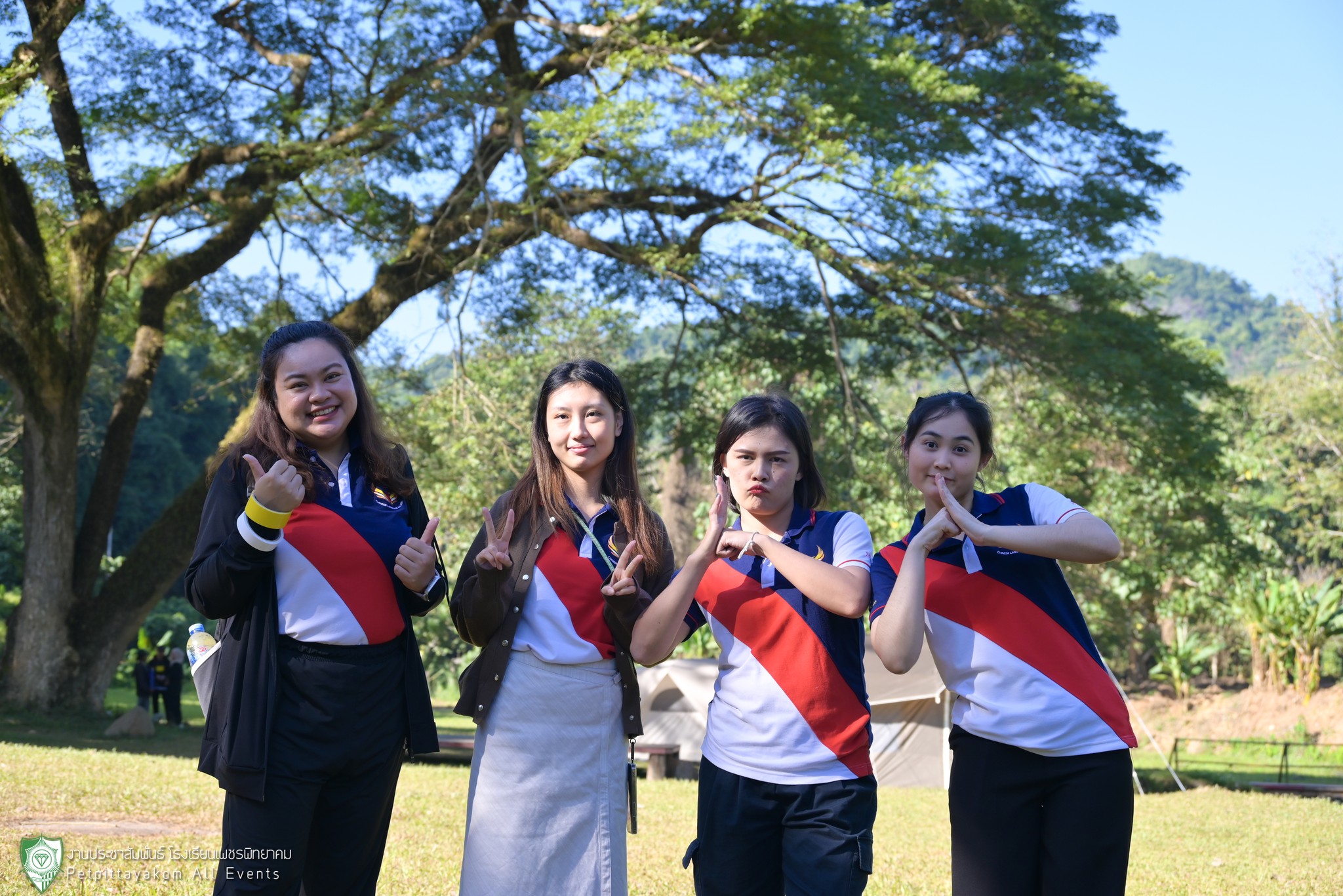 บรรยากาศความสนุกสนานท่ามกลางธรรมชาติ