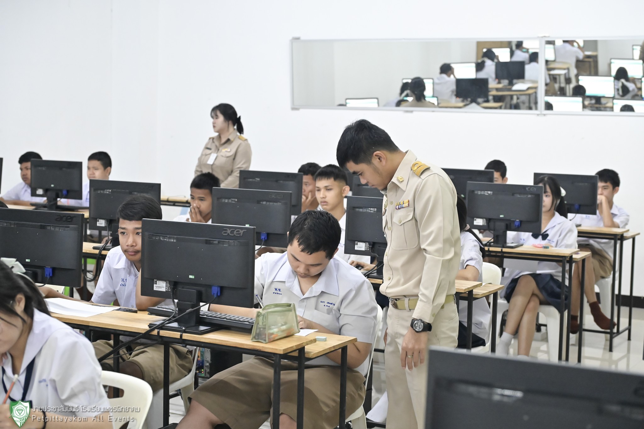 ภาพบรรยากาศการสอบ