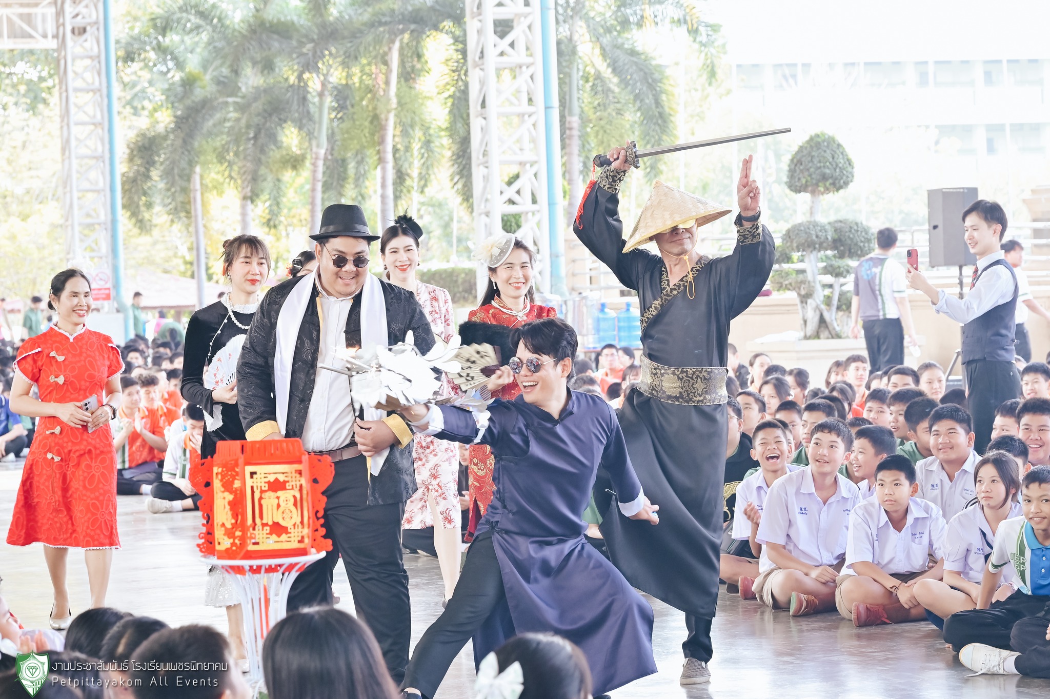 บรรยากาศวันตรุษจีน