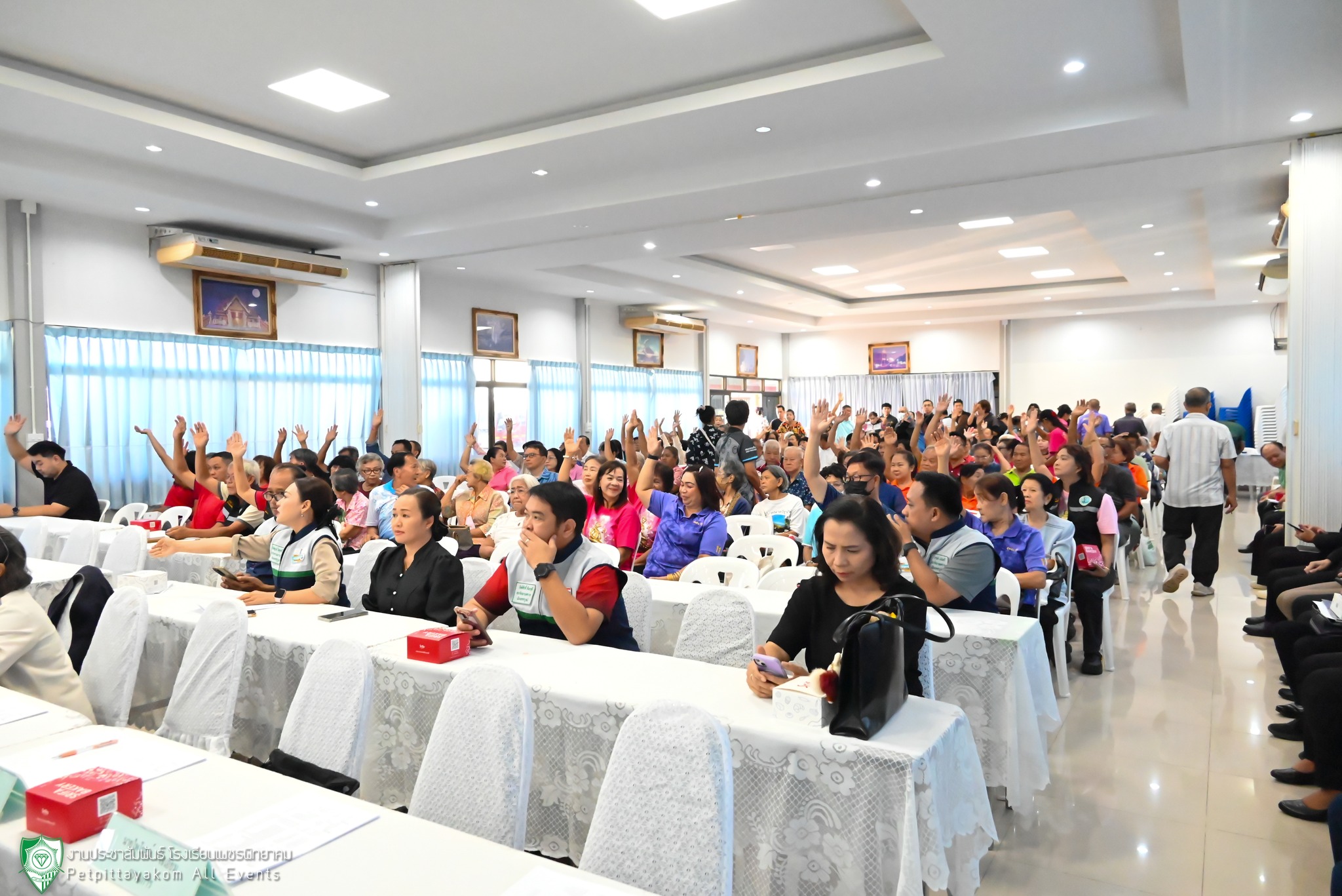 บรรยากาศการประชุมประชาคมพัฒนาท้องถิ่น ภาพที่ 9