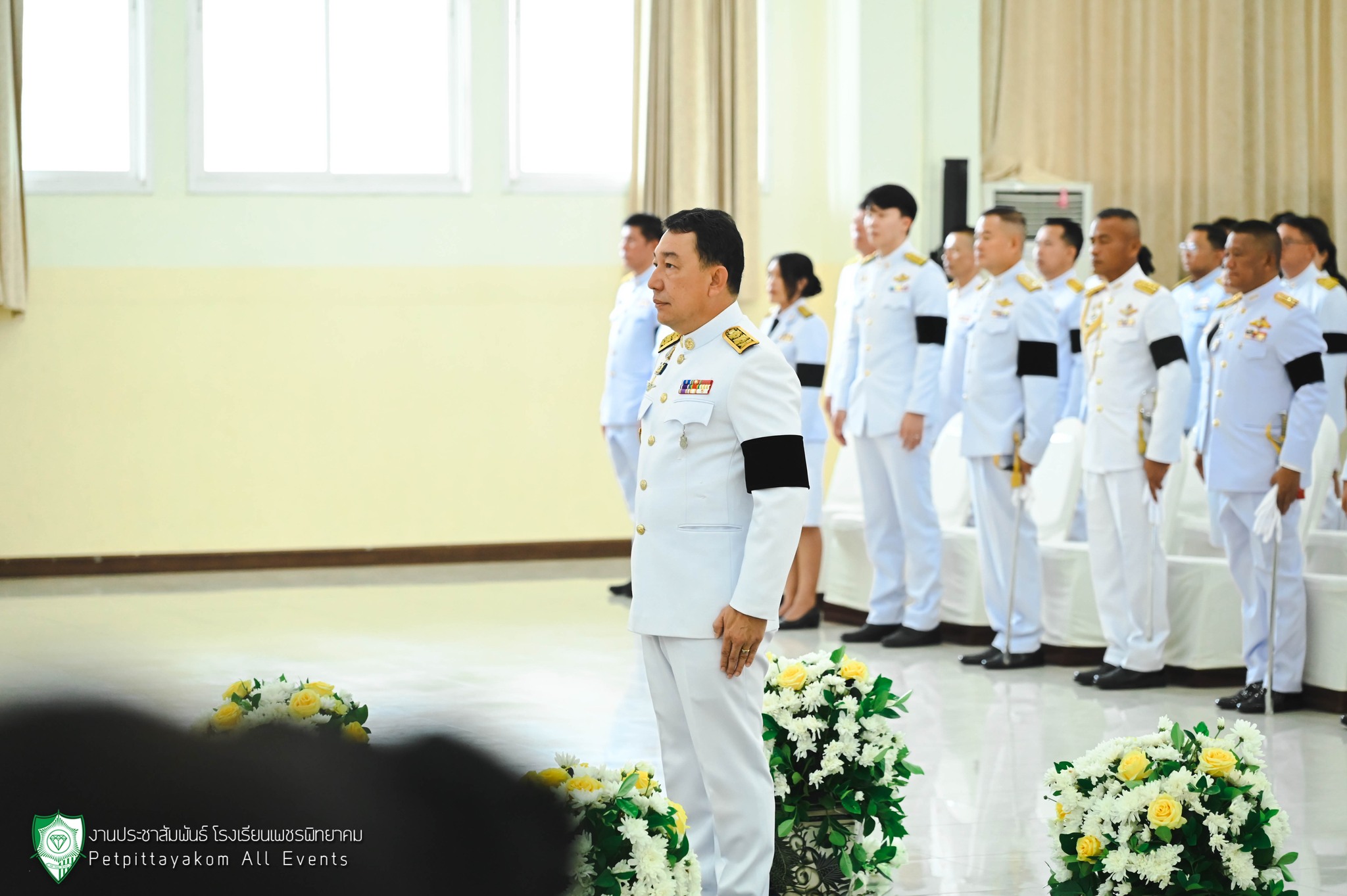 พิธีวางพวงมาลาถวายราชสักการะ ภาพที่ 3