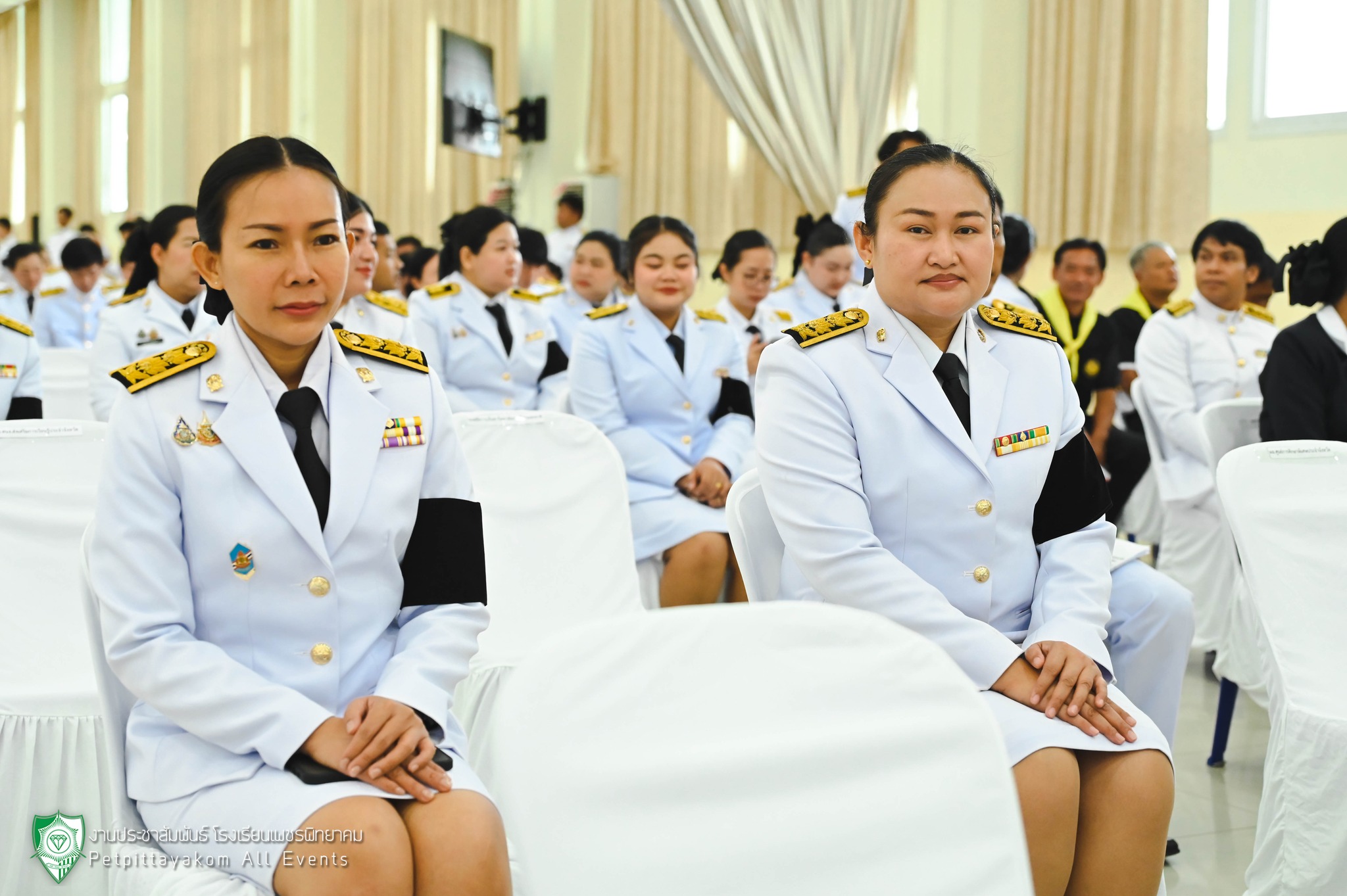 พิธีวางพวงมาลาถวายราชสักการะ ภาพที่ 4