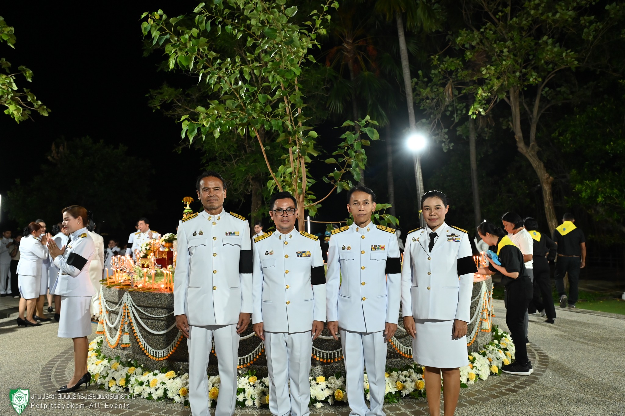 พิธีเชิญพุ่มดอกบัวประดิษฐ์พระราชทาน ภาพที่ 10