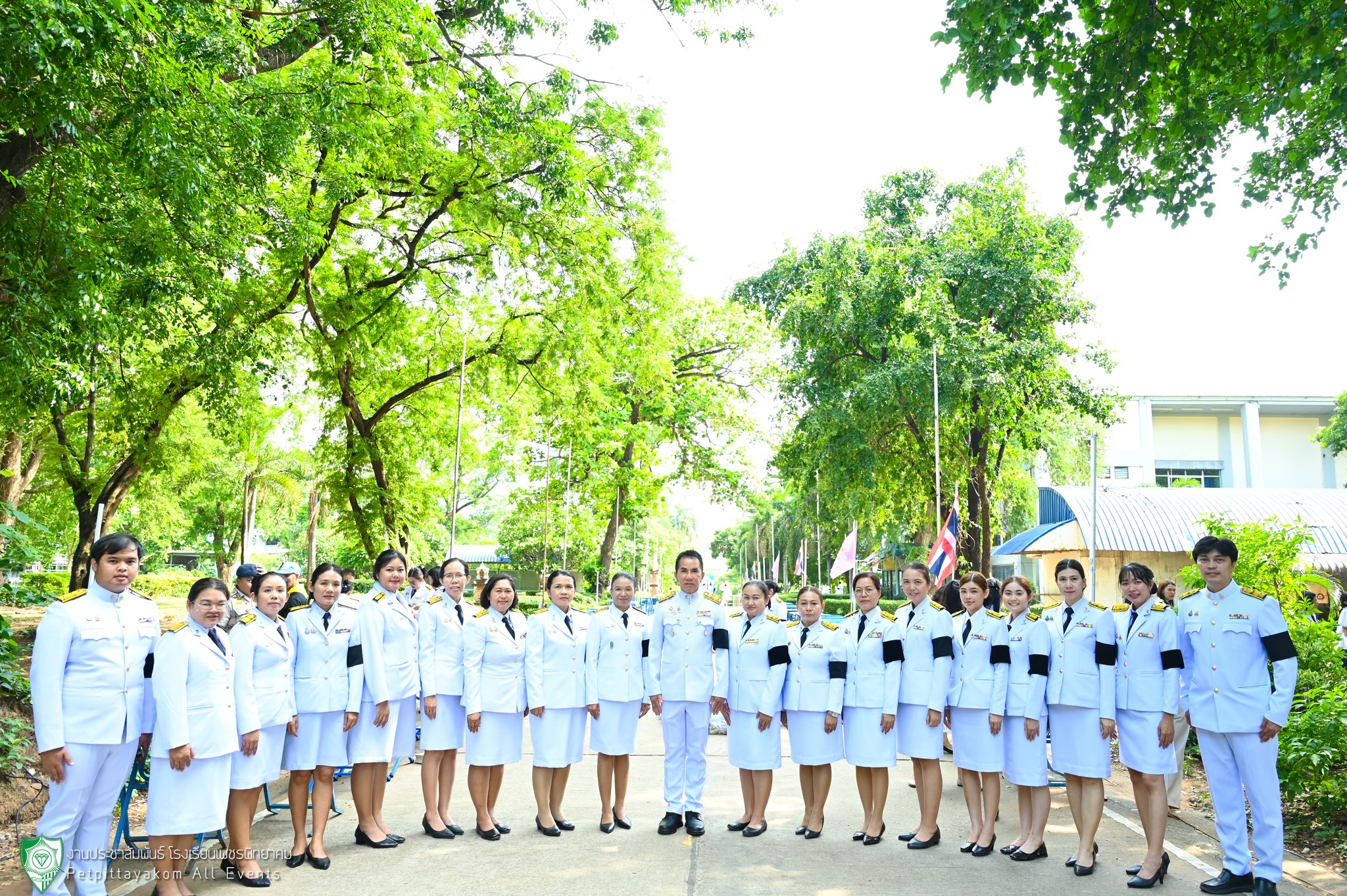 พิธีทำบุญตักบาตรเฉลิมพระเกียรติ ภาพที่ 13