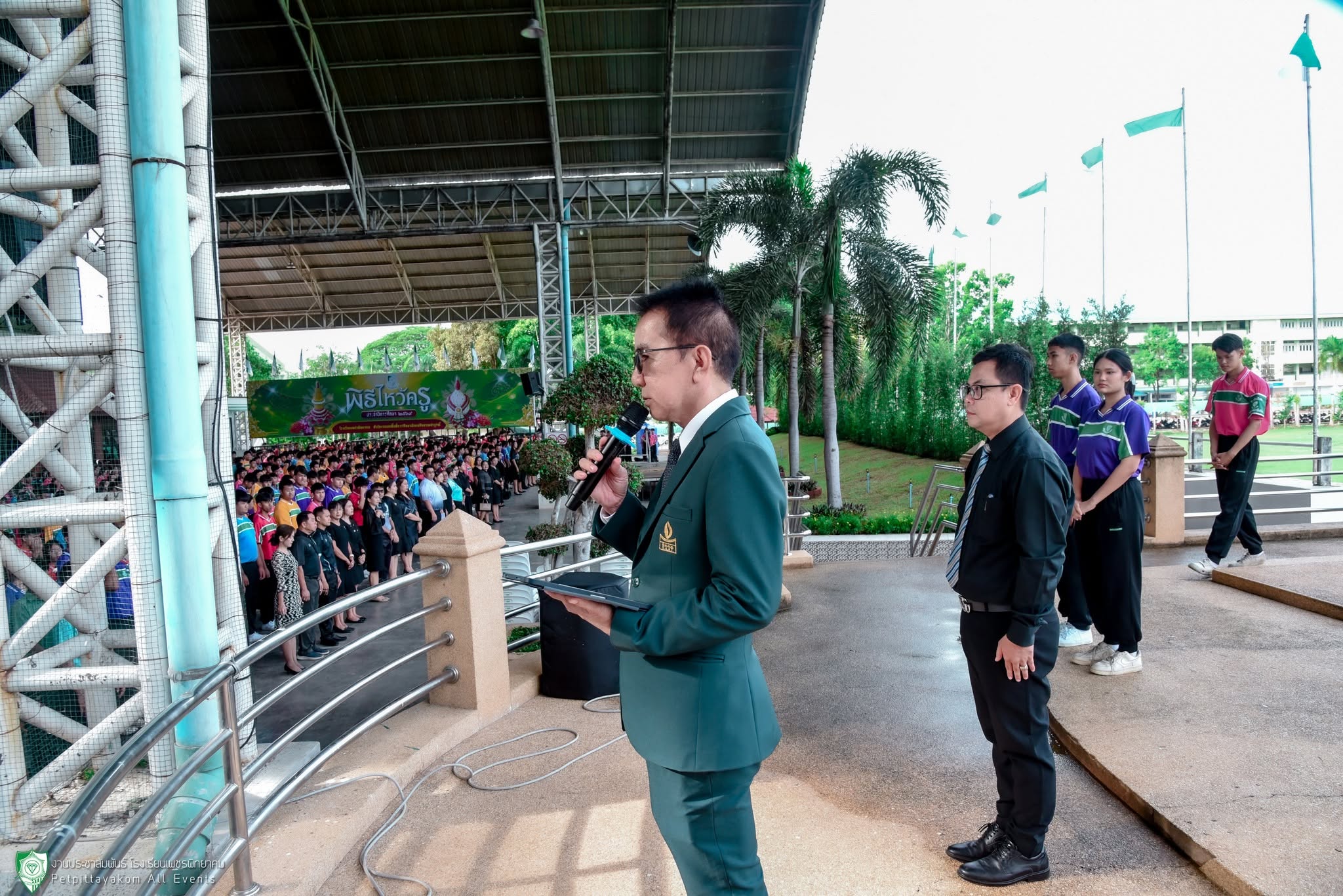 พิธีถวายความอาลัย โรงเรียนเพชรพิทยาคม ภาพที่ 1