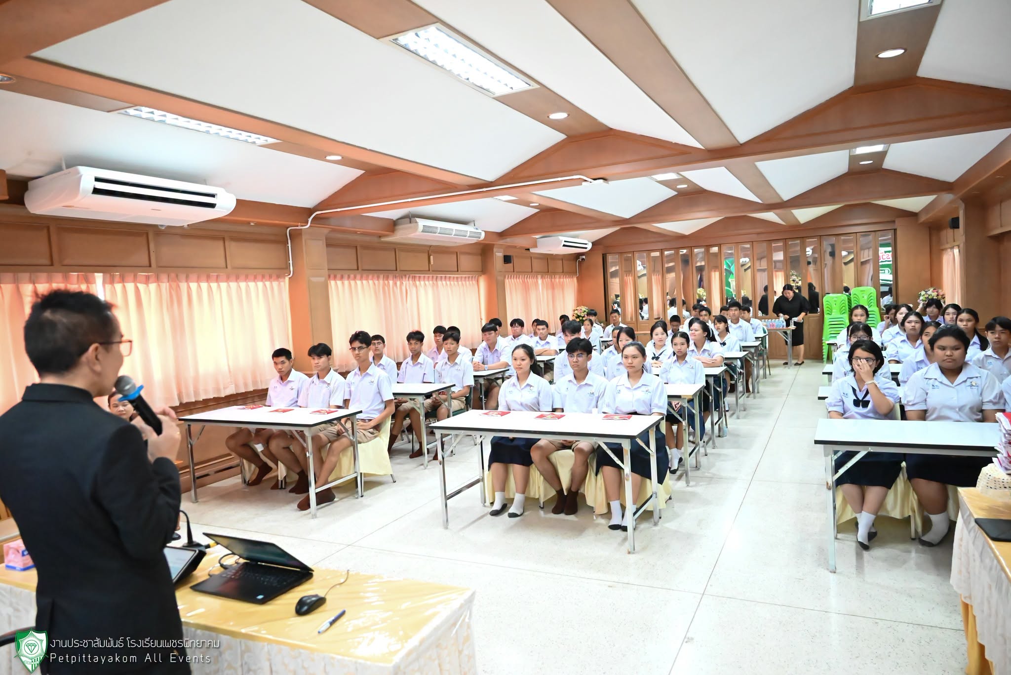 ภาพบรรยากาศกิจกรรมอบรมสารวัตรนักเรียน 3