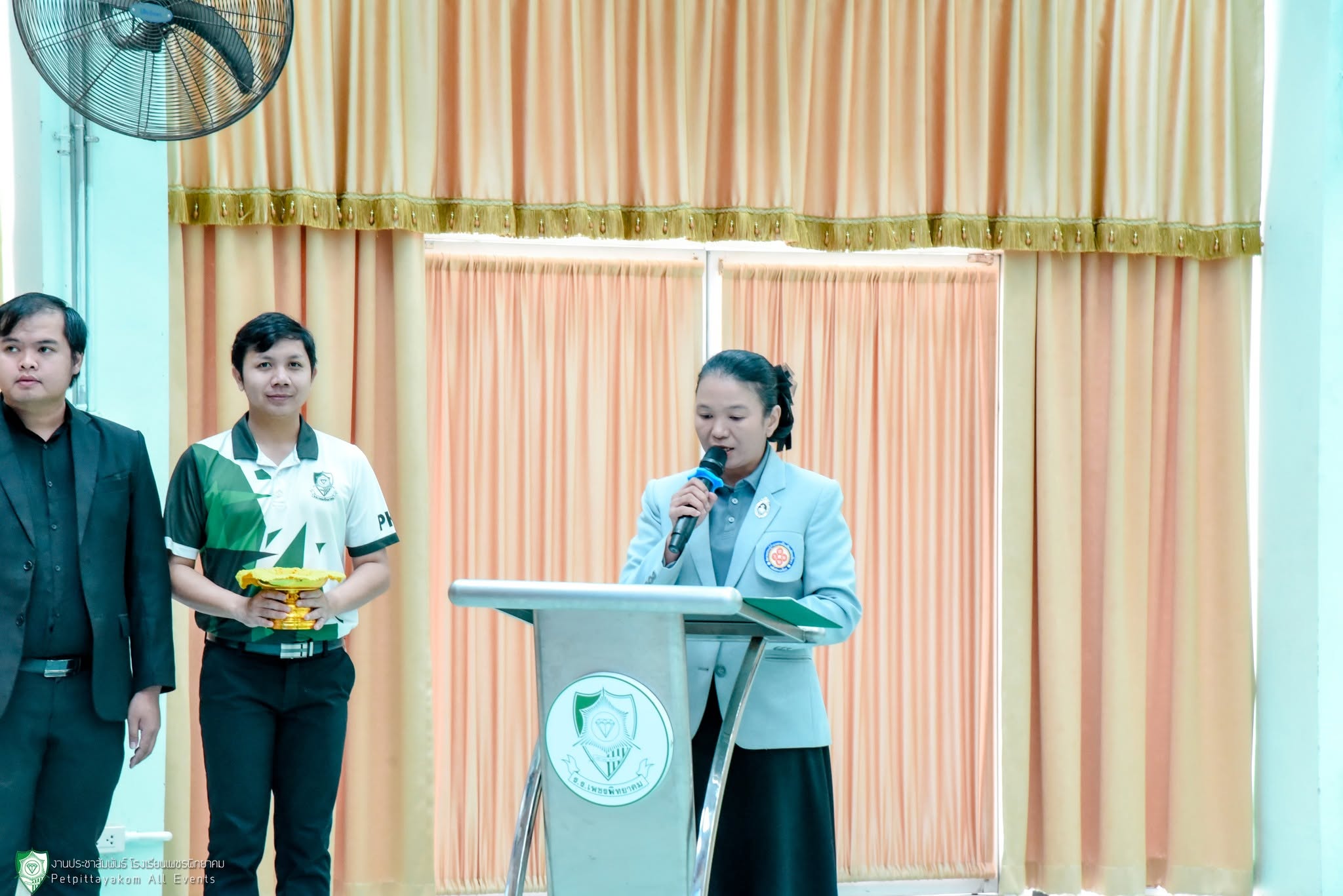 อบรมพลิกโฉมการสอนด้วย AI โรงเรียนเพชรพิทยาคม ภาพที่ 5