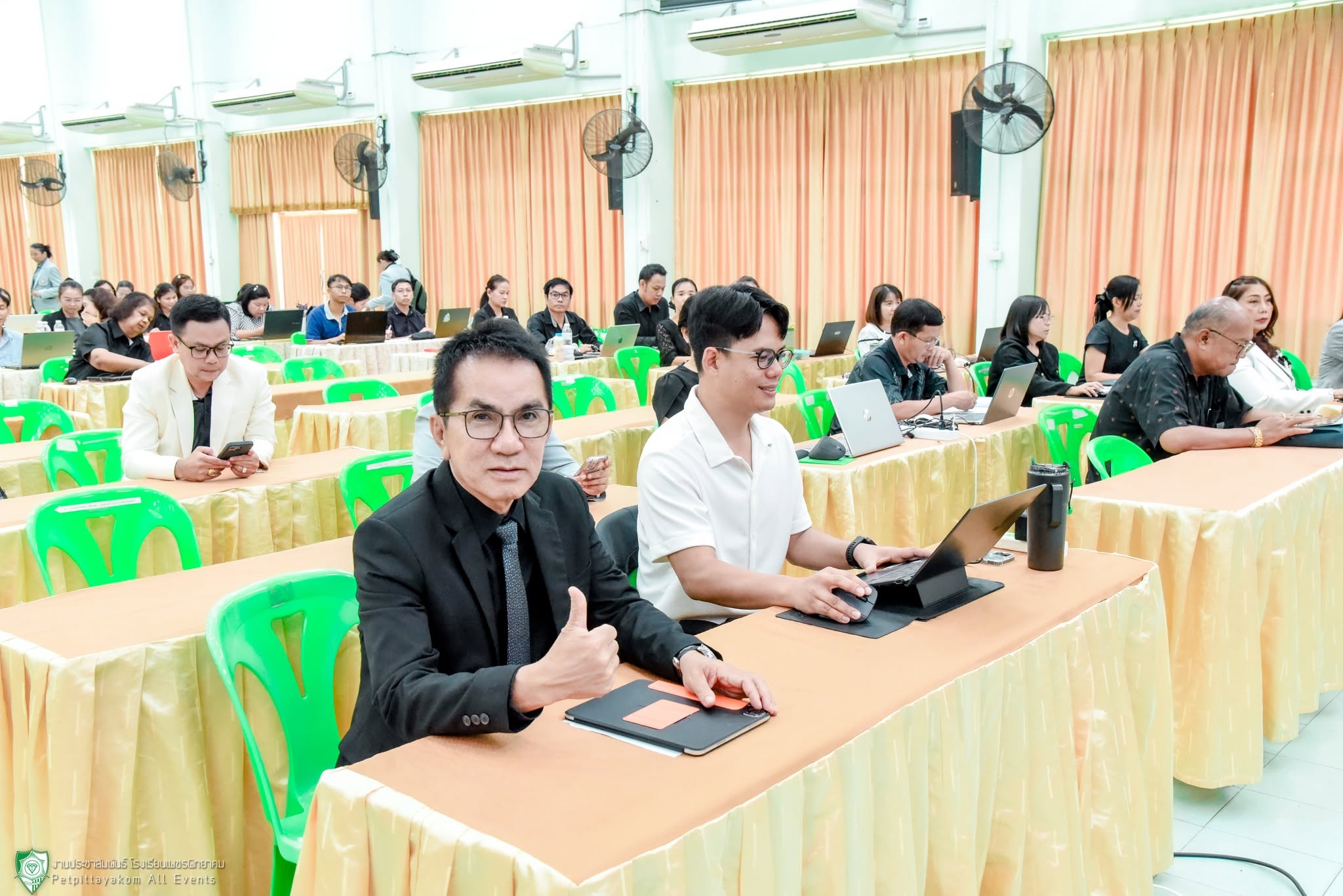 อบรมพลิกโฉมการสอนด้วย AI โรงเรียนเพชรพิทยาคม ภาพที่ 8