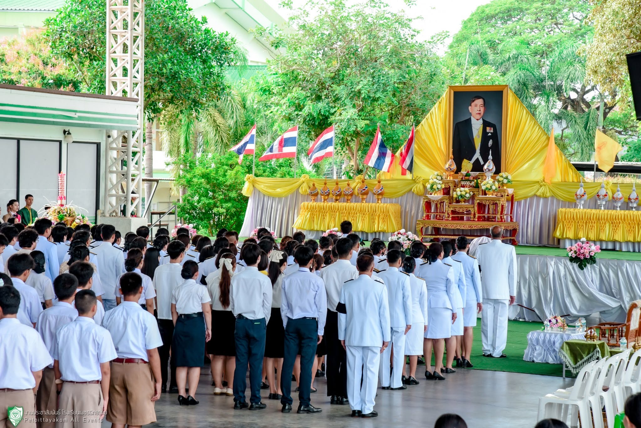 พิธีถวายเทียนจำนำพรรษา