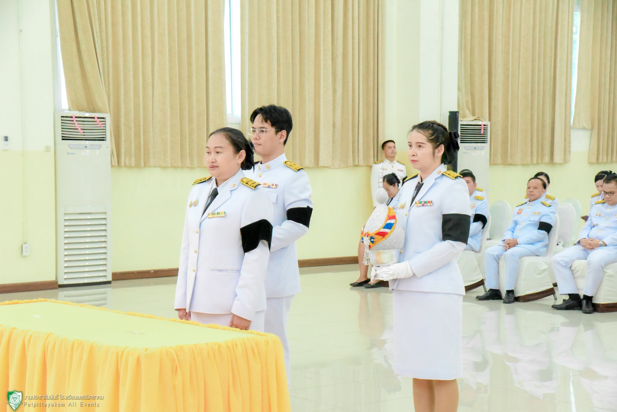 ประธานในพิธีจุดเทียน