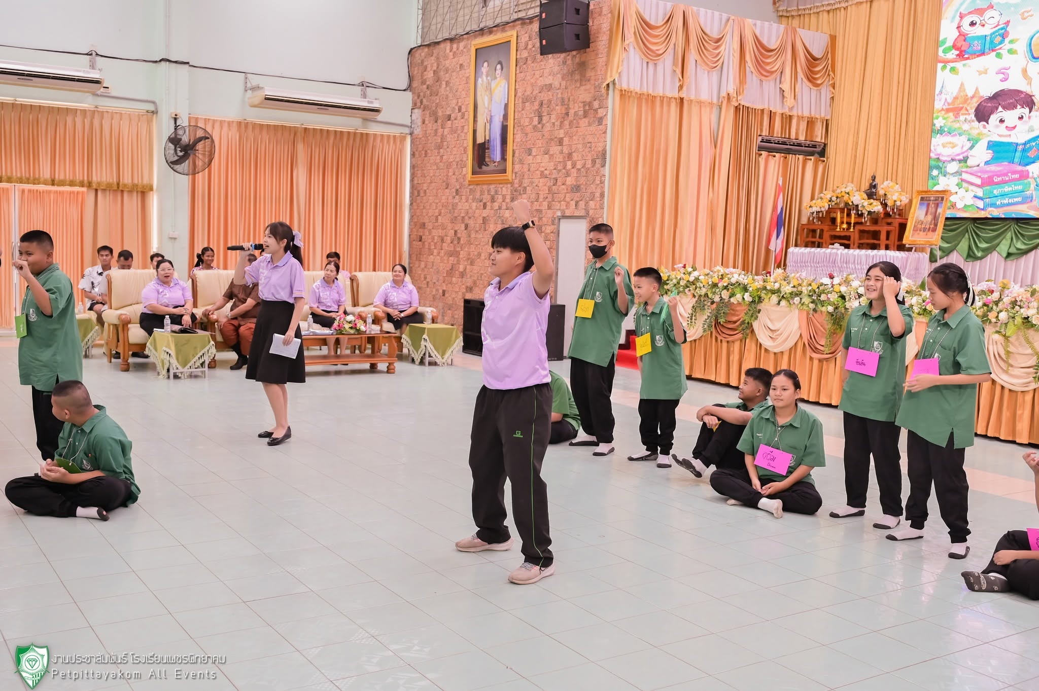 บรรยากาศกิจกรรมค่ายรักษ์ภาษาไทย 8