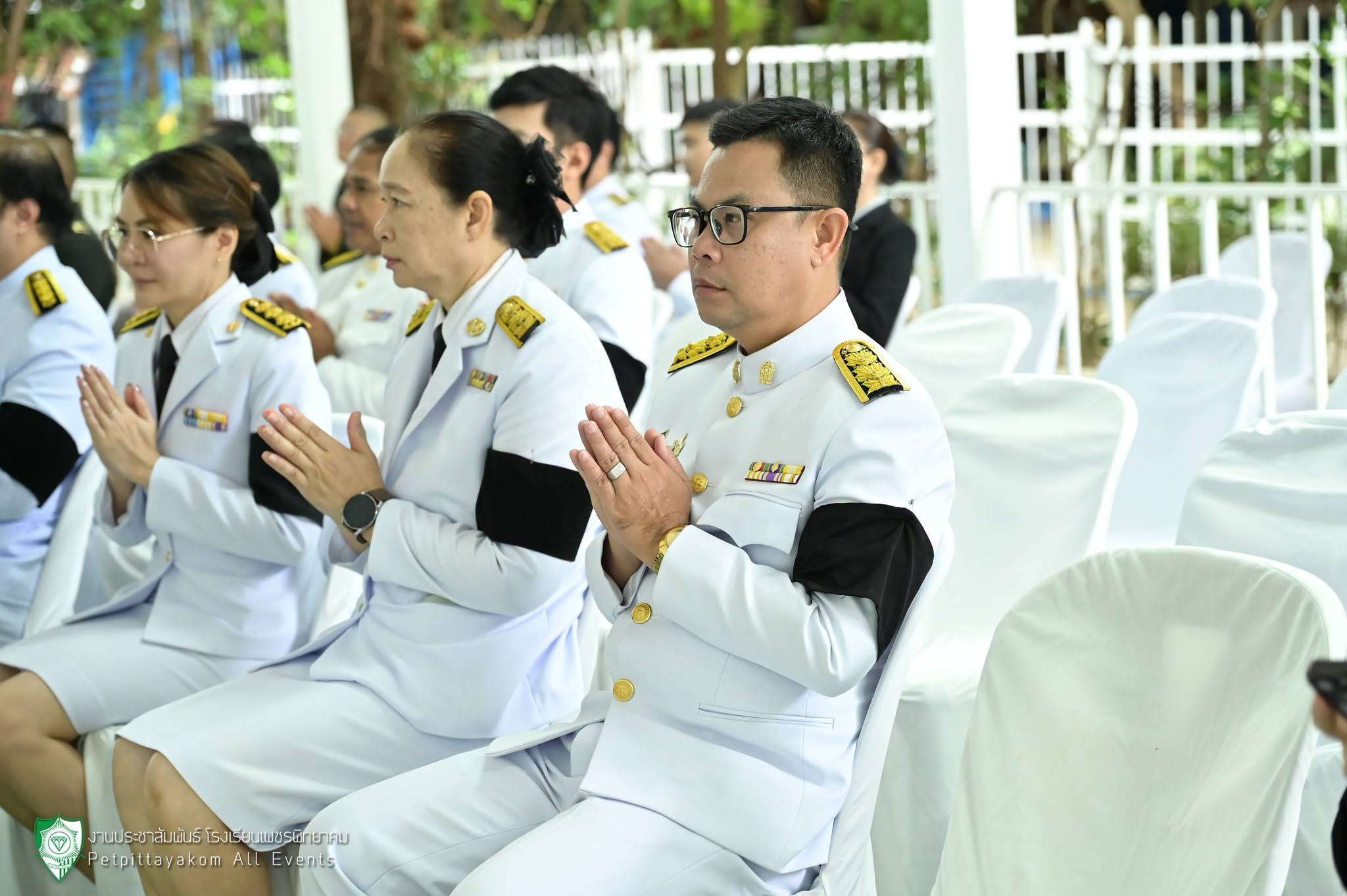 ร่วมพิธีทำบุญตักบาตร อุทิศถวายพระราชกุศล เนื่องในวันแม่แห่งชาติ