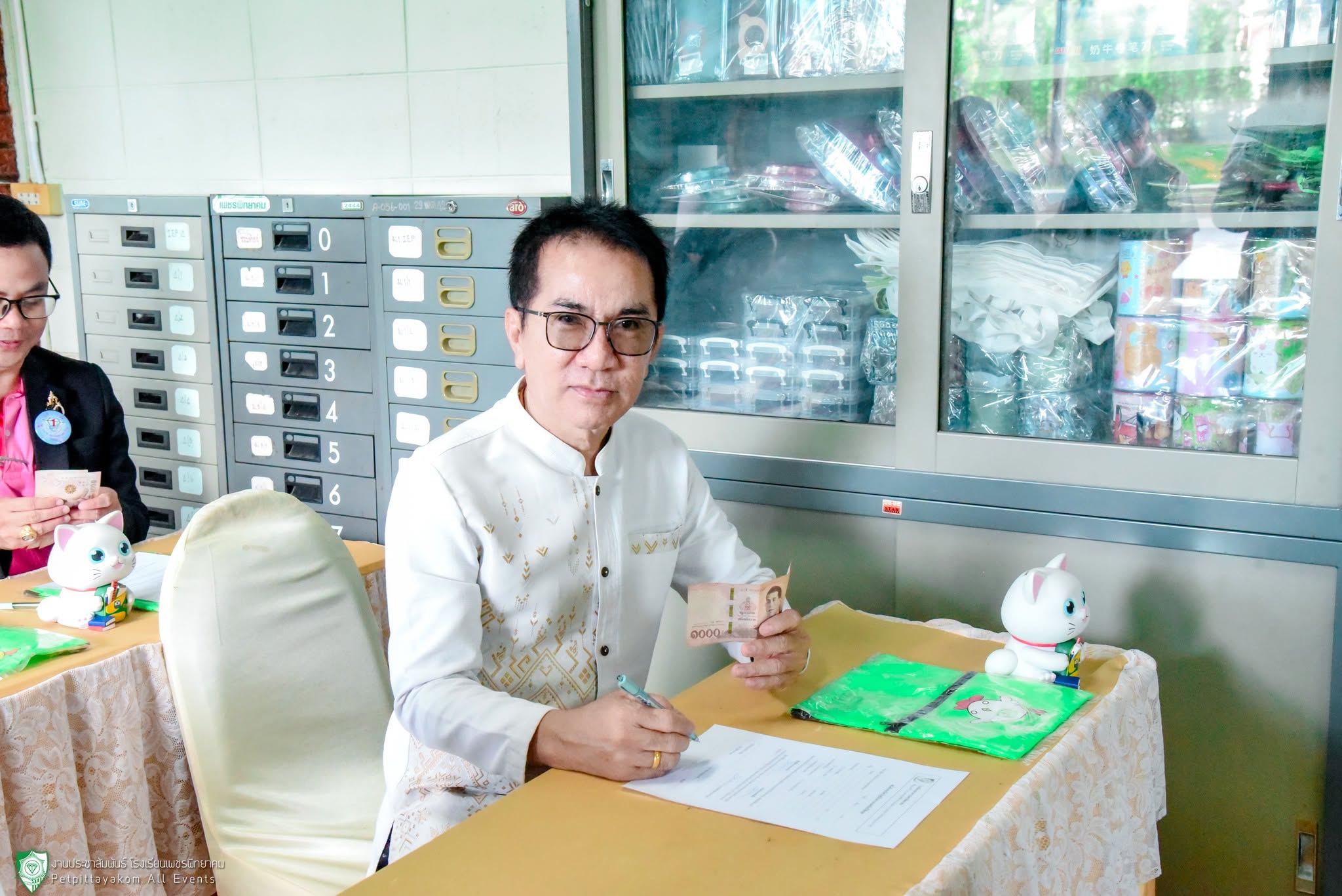 ผู้บริหารเปิดบัญชีโรงเรียนธนาคาร ภาพที่ 3