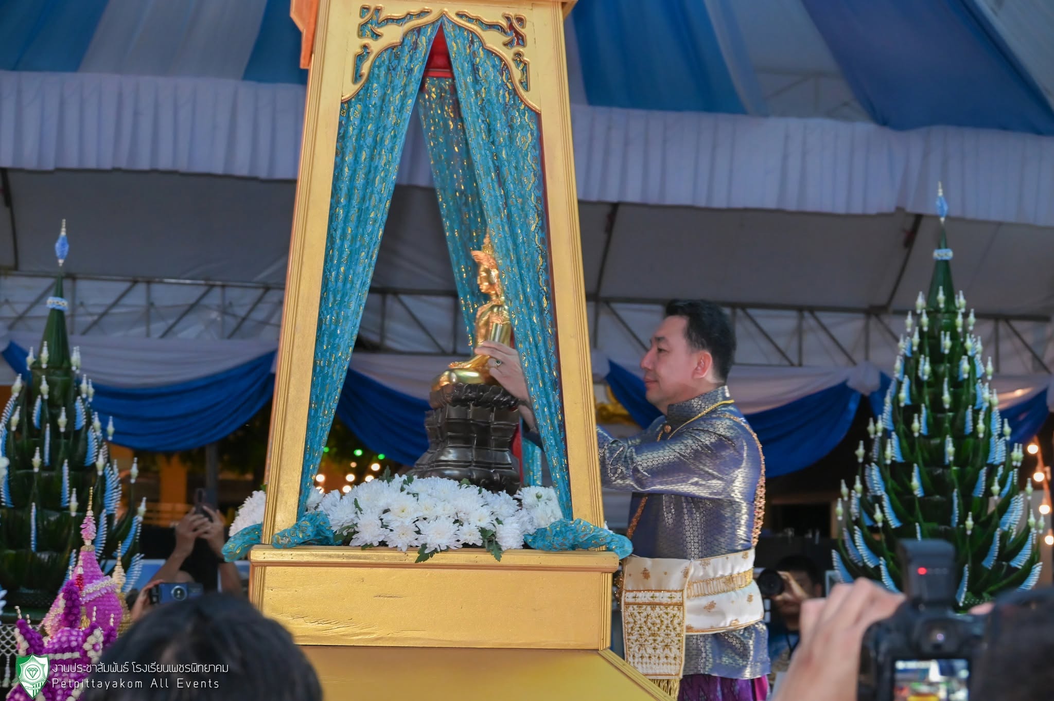 ประมวลภาพขบวนแห่พระพุทธมหาธรรมราชา ภาพที่ 9