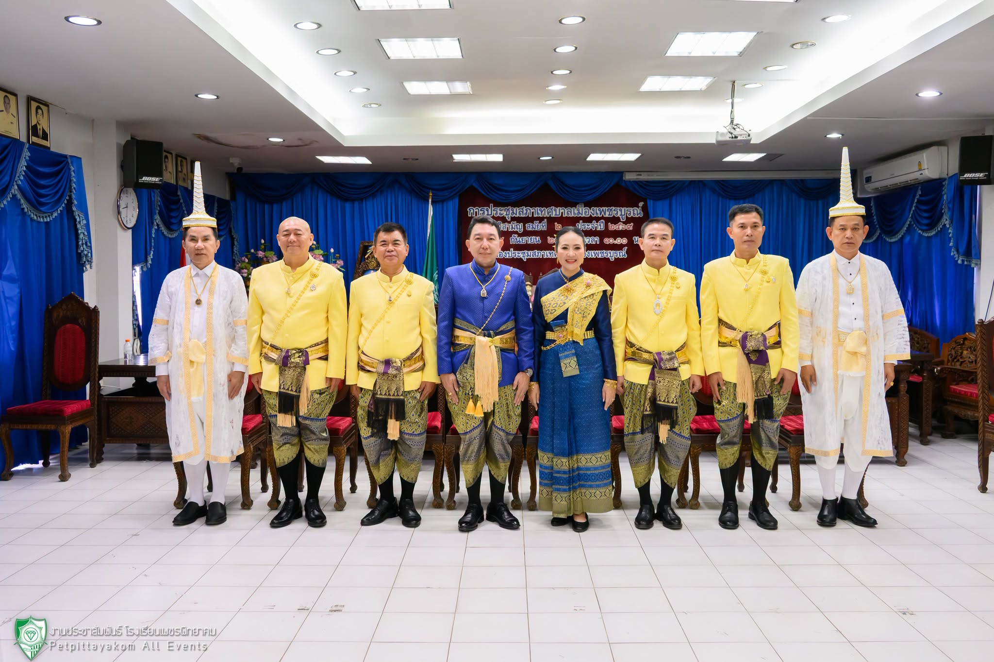 ประเพณีอุ้มพระดำน้ำ 2569 ภาพหลัก
