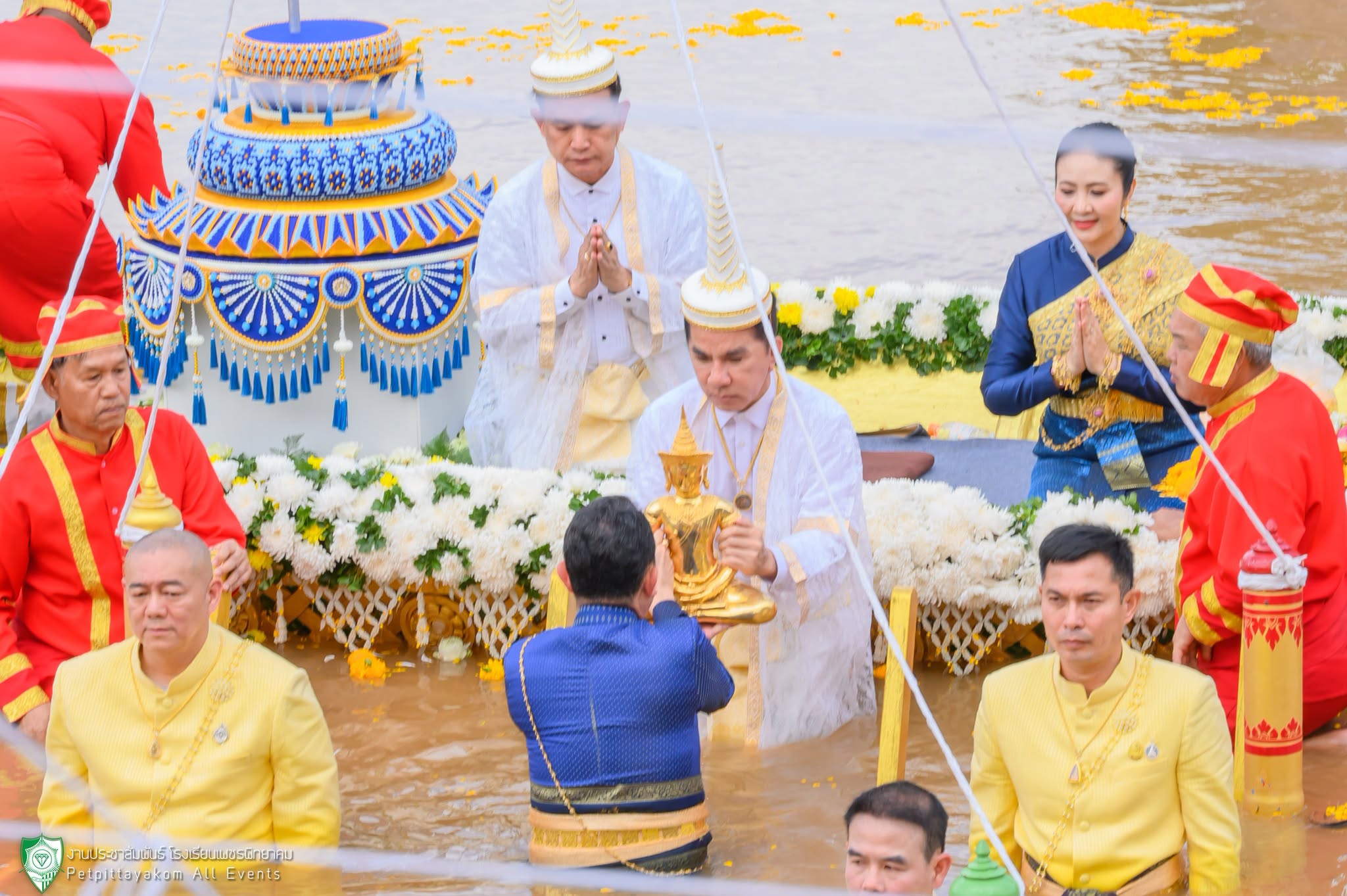 ประมวลภาพประเพณีอุ้มพระดำน้ำ ภาพที่ 14