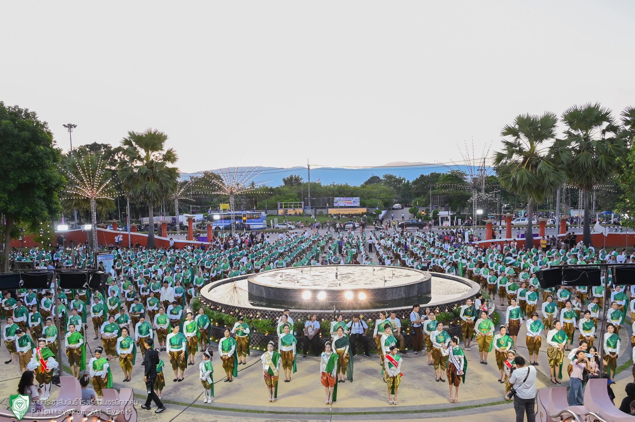 ประมวลภาพรำถวายพระพุทธมหาธรรมราชา ภาพที่ 4